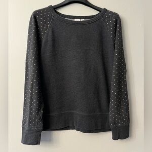 ✅ Dark Grey Gap Crew Neck Sweatshirt with gold dot detailing